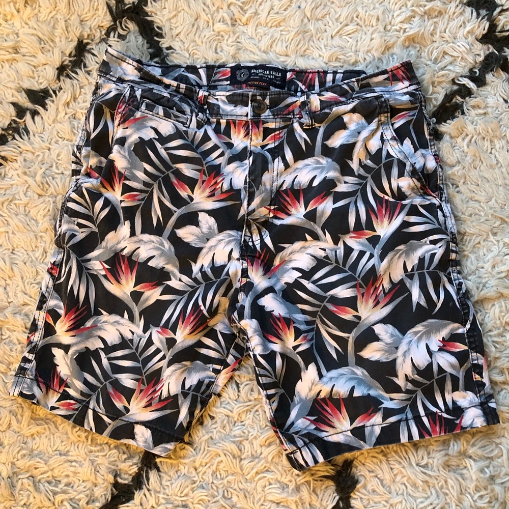 American Eagle Tropical Print Classic Fit Short